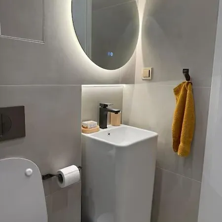 Cozy Design 1 Bedroom Apartman